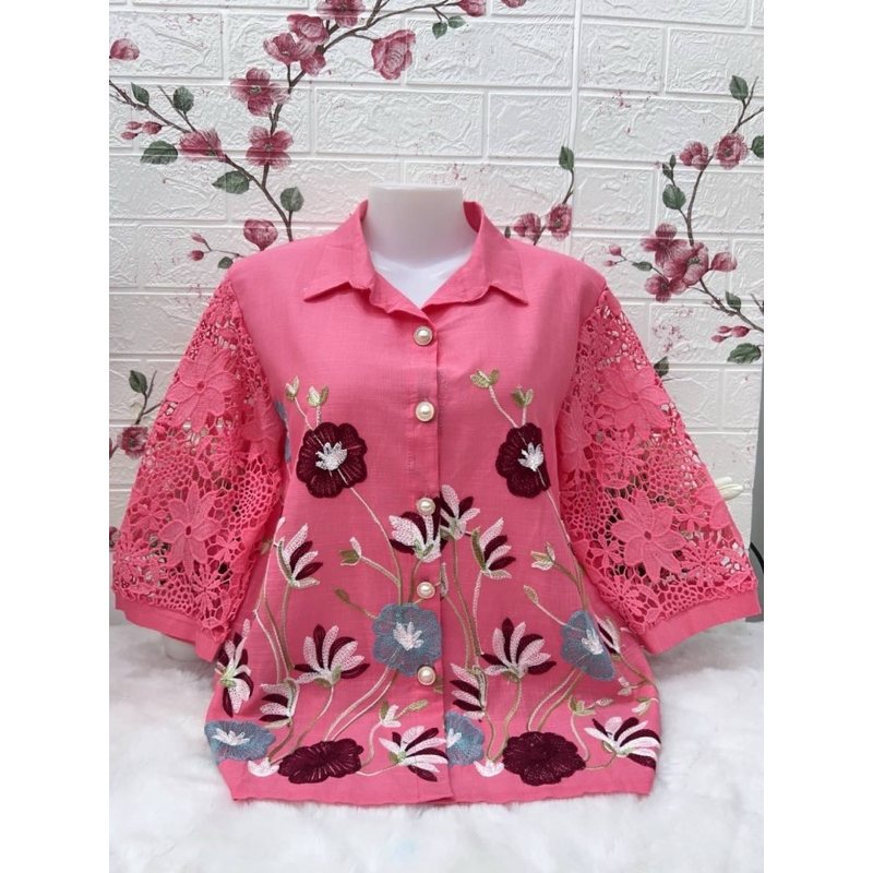 เสื้อลูกไม้ผ้าลินินงานปักผ้านิ่มใส่สบายงานปักลายดอกไม้สวยๆจร้า