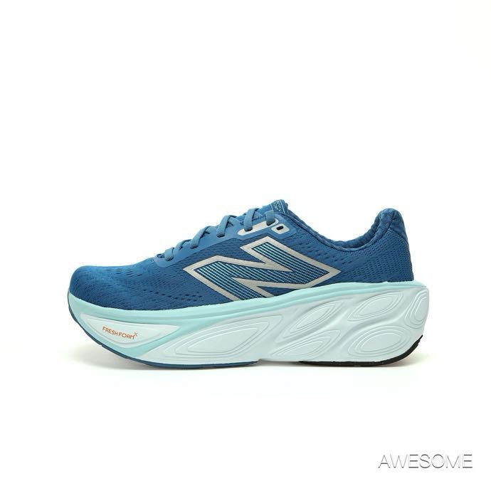 New Balance Fresh Foam X More V5 รองเท้าวิ่งออกกำลังกายที่มีน้ำหนักเบาส่วนล่าง MMORLH5