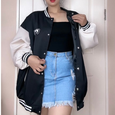 เสื้อคลุมแจ็คเก็ตแขนยาว Oversize (อก 60 นิ้ว) ซับในผ้าร่ม พิมลาย T กระดุมหน้า มีกระเป๋าข้าง  B09 - รูปที่ 3