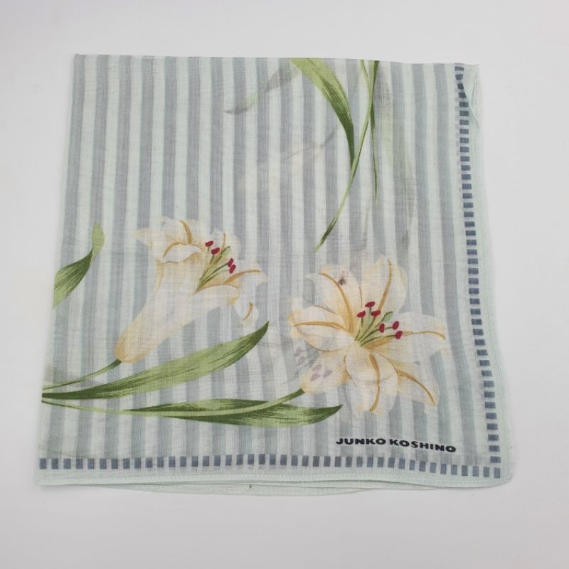 ผ้าเช็ดหน้า จำนวน 1 ผืน J18