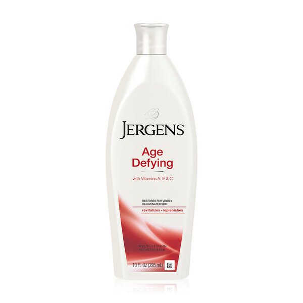 Jergens Age Defying Revitalises & Replenishes Multi Vitamin‎ Body Lotion ฟื้นฟูผิวคล้ำเสีย 295ML.