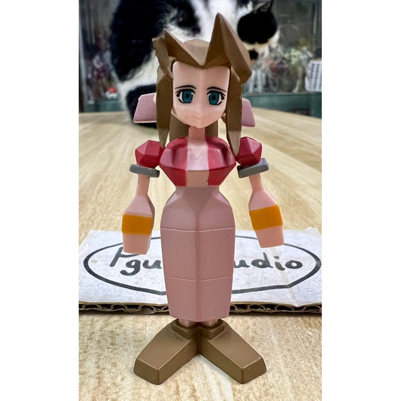 (ของแท้ : พร้อมส่ง) Final Fantasy VII Polygon Figure - Aerith