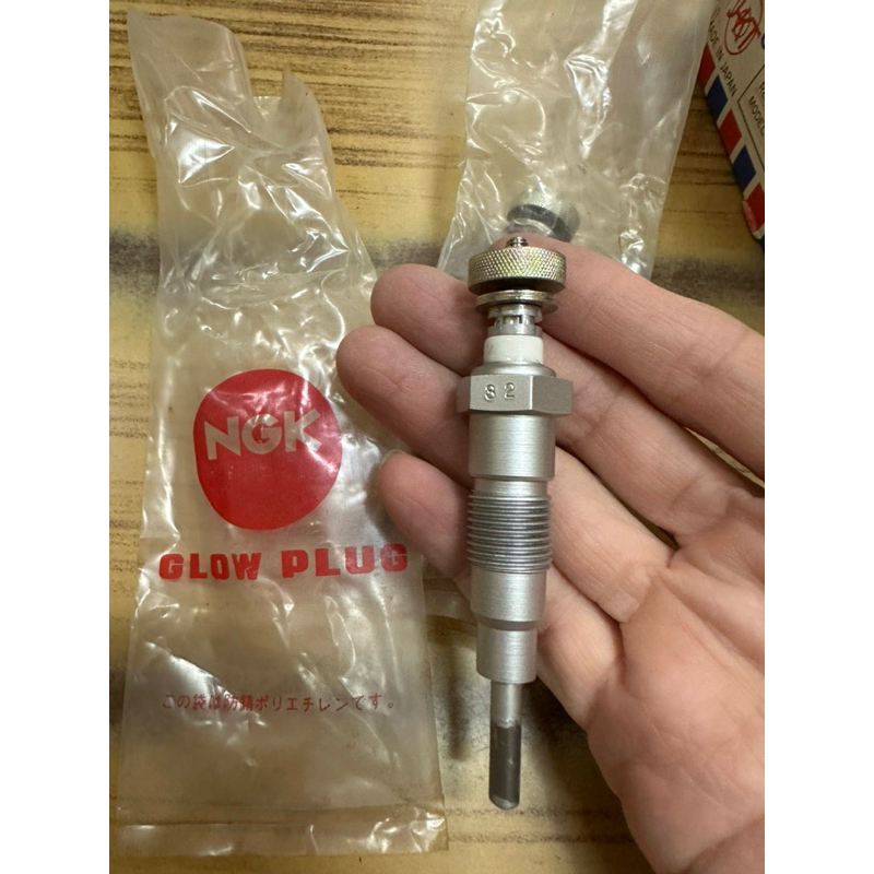 หัวเผา Y-402-1 : TOYOTA DYNA JU10  2J 3L โตโยต้า รถบรรทุก รถตู้ ยี่ห้อ NGK