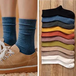 พร้อมส่ง**สั่งครบ10คู่ แถม1คู่** ถุงเท้าข้อกลางสไตล์วินเทจ ขนาด Free size ถุงเท้าข้อยาว