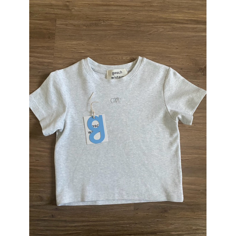 GWT baby tee USED size s