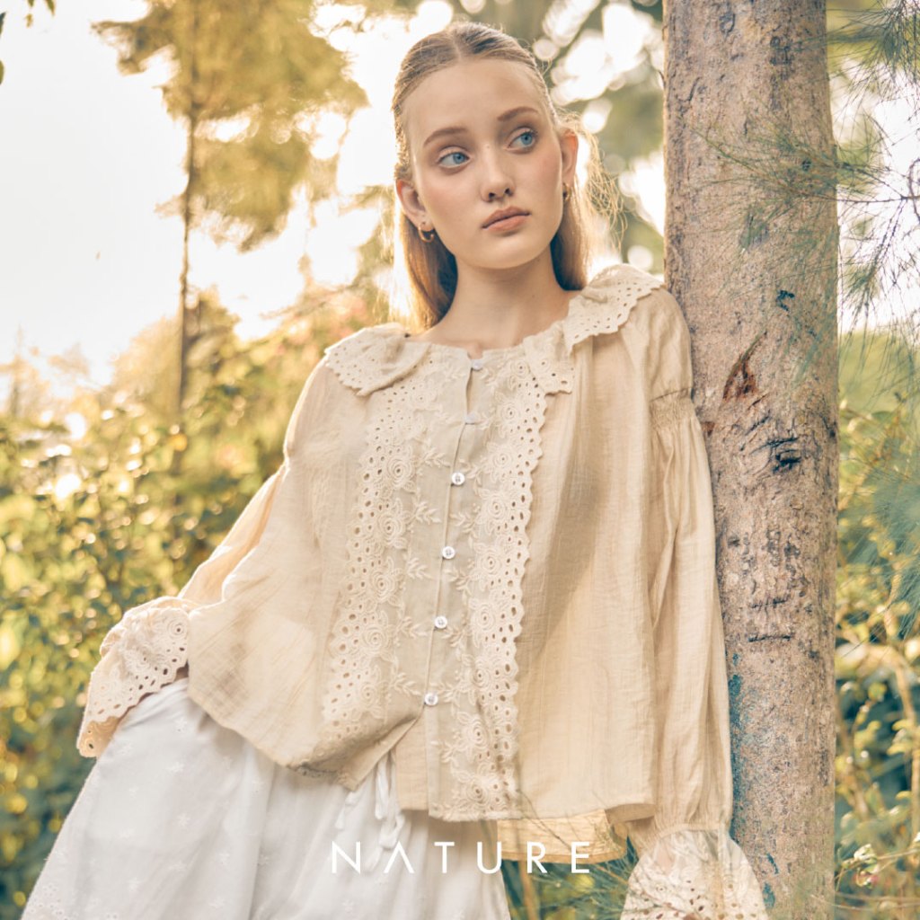 nature.bkk - TPN04208 เสื้อปกลูกไม้แขนยาว Nature lace collar long sleeve blouse