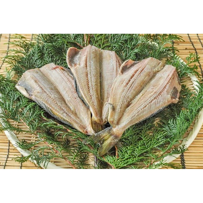 ปลาชิมะฮอกเกะแดดเดียว 250G-300G/PACK SHIMA HOKKE HIRAKI (DRIED ATKA MACKEREL)