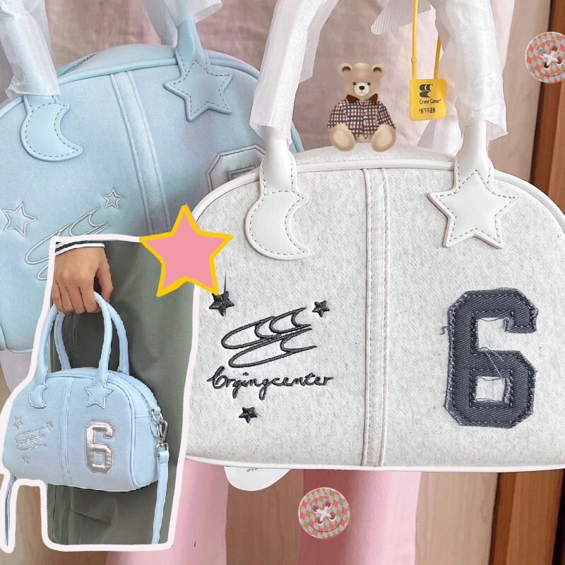 พร้อมส่ง Crying Center กระเป๋า Boston middle bag ปักลาย (ใช้โค้ดลด 30%) จากช็อปแท้
