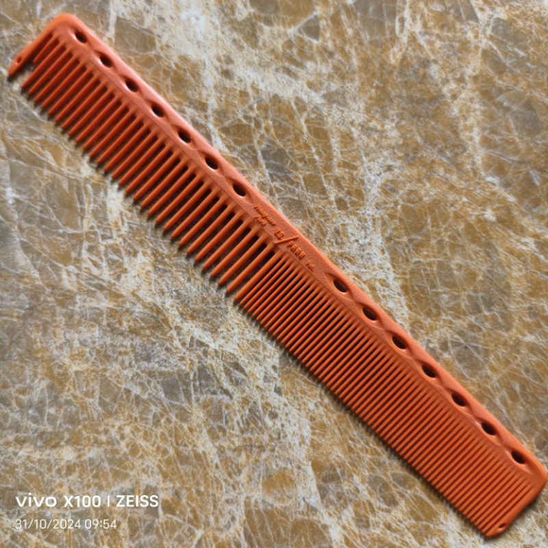 หวีตัดYS park YS-HS339ชนิดแข็งสีส้มกับสีขาว(175mm)ของแท้💯%