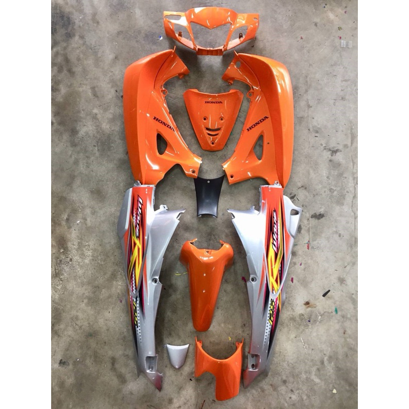 ชุดสีเวฟ125R ส้ม-บรอน+อก 12ชิ้น รุ่นกุญแจใหญ่ / เล็ก เฟรมรถ(รุ่นหัวแหลม)รุ่นดิสเบรคหน้า (12 ชิ้นพร้อมแปะ)