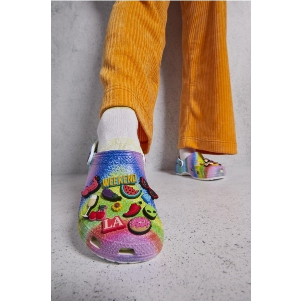 Crocs Collection รองเท้าแตะ CR UX CS Spray Dye Clog 208054-0C4 / 208054-94S (1990) - รูปที่ 2