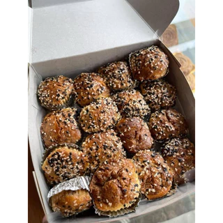 (8ชิ้น) ขนมจูชังเปี๊ยะ ไส้มันเทศ หอม อร่อย ง่วนฮะเซ้งเจ๊เกียวเจ้าเก่าเยาวราช