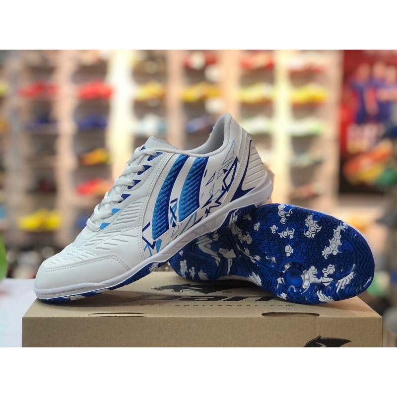 รองเท้าฟุตซอล Pan nitro