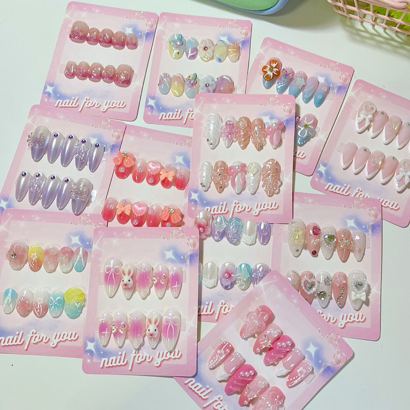 เล็บเจลสำเร็จรูป 5 Nail for you ไซส์เอ็ม(M) อย่างเดียวนะคะ สินค้ามีลายละชิัน หมดแล้วหมดเลย