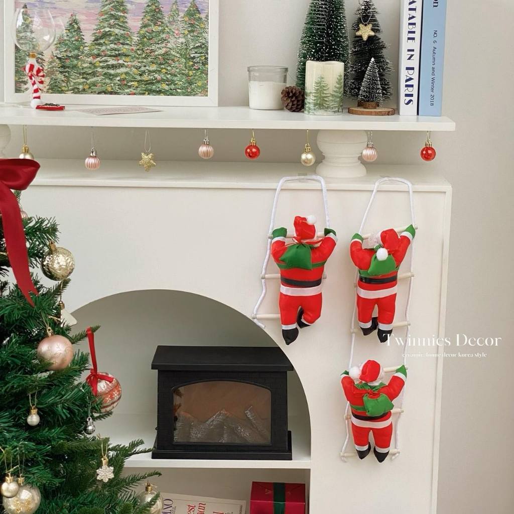 พร้อมส่ง ตุ๊กตา Santa ปีนบันได น่ารักด๊อกแด๊กๆมากกกกก ห้อยที่ลูกบิดประตู หรือห้อยตกแต่งต้นก็เริ่ดดดด