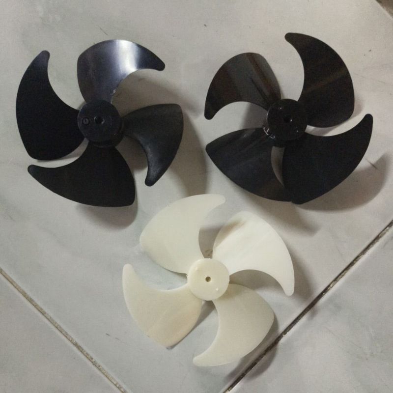 ใบพัดมอเตอร์พัดลมตู้เย็น 4" พลาสติก 10Cm. หมุนซ้าย/ขวา