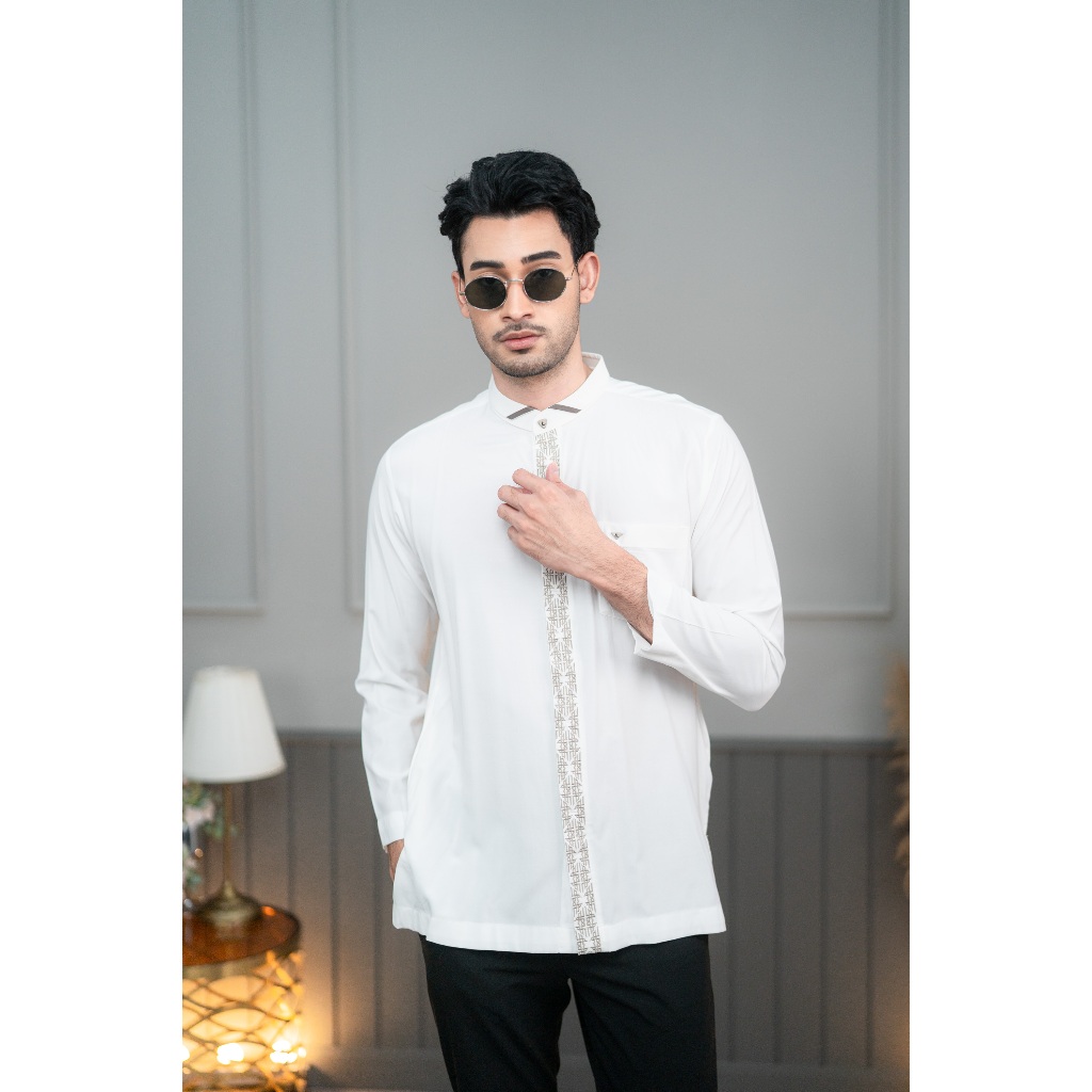 เสื้อกุรงชายอินโดนีเซีย ทรงคอจีน สีขาวสะอาดดูมีระเบียบ งานปักลายพรีเมี่ยม สมบูรณแบบ BT27วาริสมุสลิม