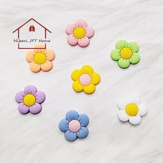 จิบติดรองเท้า ตัวติดรองเท้า Diy รองเท้า ติดกระเป๋า ลายดอกไม้