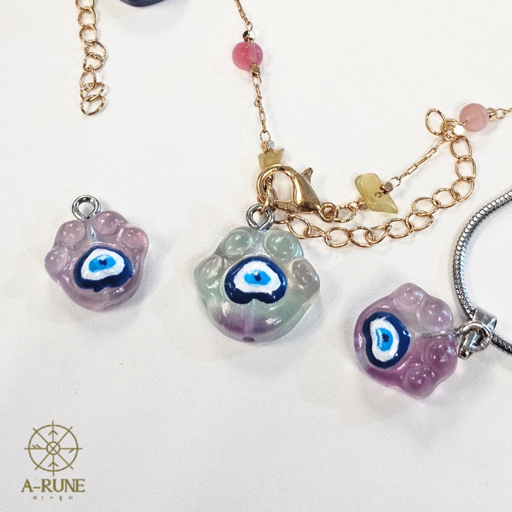 Hamsa Paw หิน Fluorite อุ้งมือน้อนหมา น้อนแมว 🐾 ปกป้องสิ่งไม่ดีโชคร้ายให้ออกไป โชคดีเข้ามา