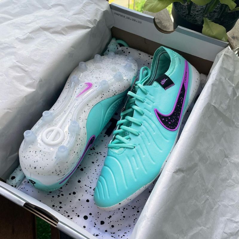 รองเท้าฟุตบอลหนังแท้ Nike Tiempo Legend 10