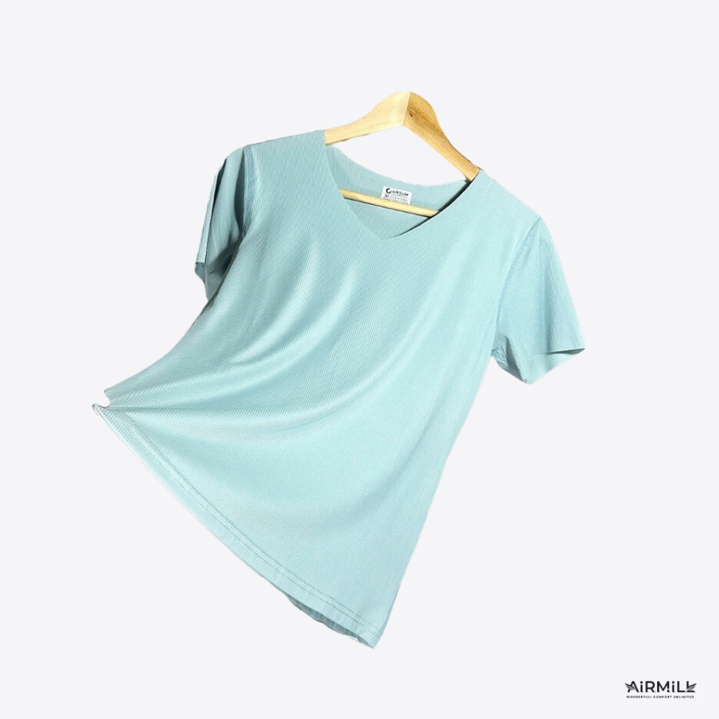 AIRMILL® เสื้อยืดคอวีผู้หญิง นุ่ม เด้ง เย็น ไม่ยับง่ายๆ ไม่ต้องรีด ระบายอากาศ แห้งไว Anti-bacteria