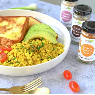 LUMLUM Organic Turmeric Powder เครื่องเทศ ผงปรุงรส ขมิ้นผง ออร์แกนิค 30 g.