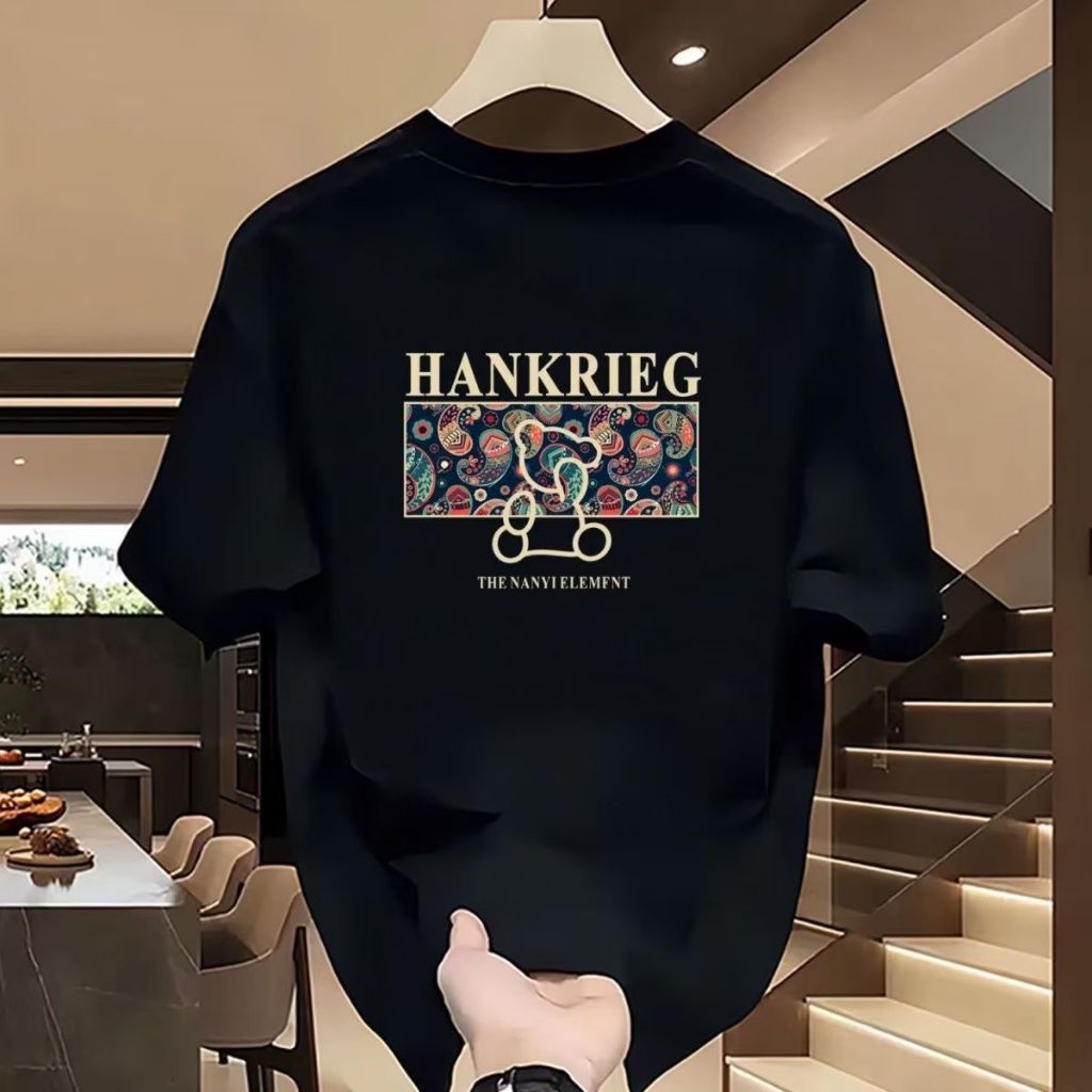 (จัดส่งตลอด 24 ชั่วโมง)Fanfei เสื้อยืดคอกลม ใส่ได้ทั้งผู้ชาย-ผู้หญิง เสื้อยืด ลายแฟชั่น มีให้เลือก 2 สี ดำ-ขาว