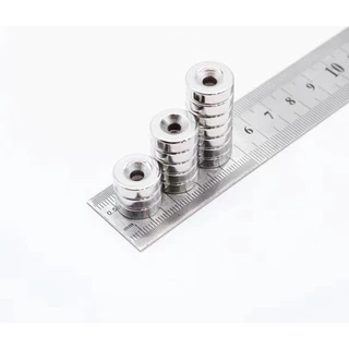 แม่เหล็กนีโอไดเมียม กลมแบนมีรู แม่เหล็กแรงสูง กลมแบน Neodymium Magnet แม่เหล็ก กลมแบนมีรู ( 1 ชิ้น )