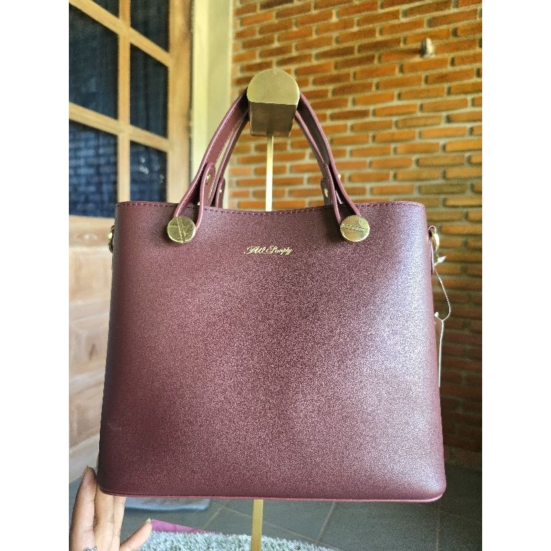 กระเป๋า tawin simply สีแดงวาย