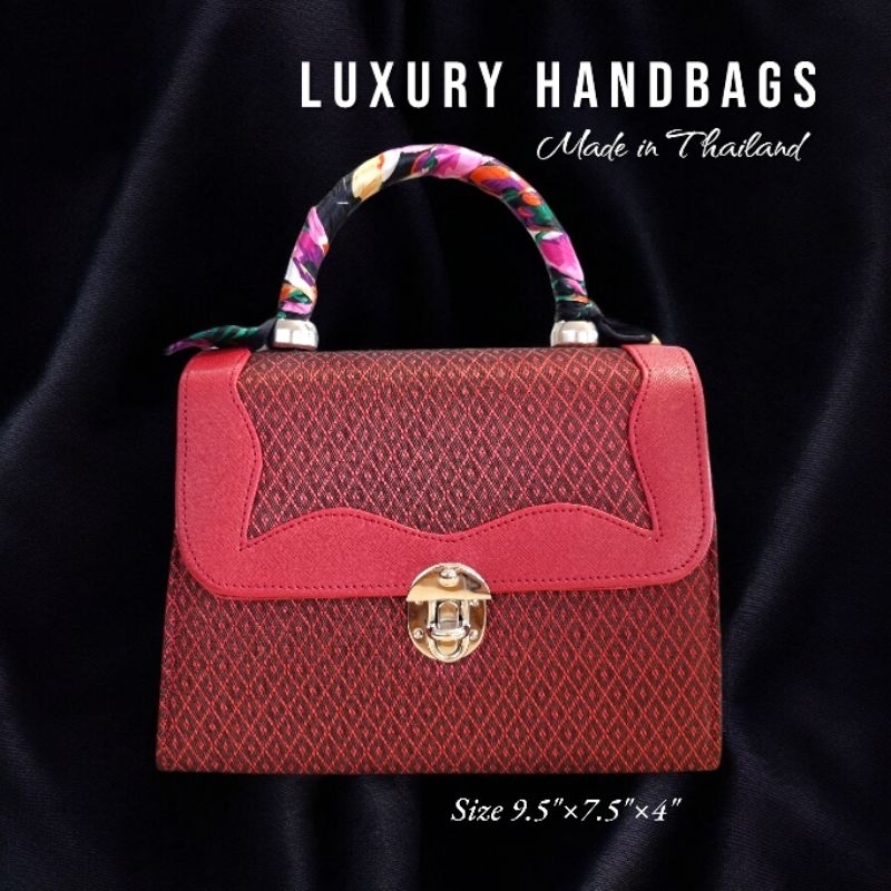 กระเป๋าผ้าไทยสีแดง Red collection
