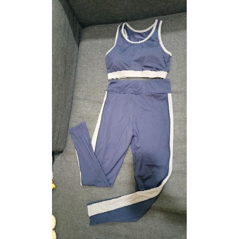 ชุดออกกำลังกาย TA active