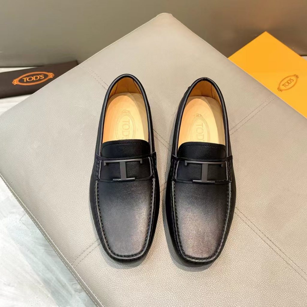 100% authentic TOD'S รองเท้าผู้ชาย Lefur หนังลูกวัว: สีดำ