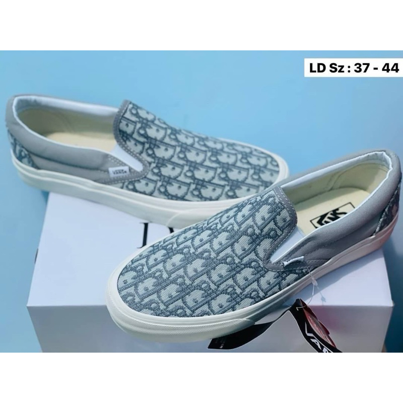 🚩🛒รองเท้าแบบ สวม V X Salip on [งาน mirror] สินค้าพร้อมกล่อง sz.36-43
