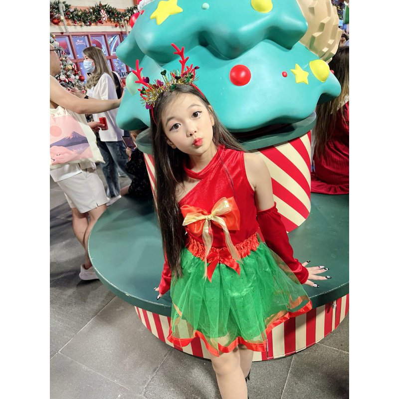 ชุดคริสมาสต์ พร้อมส่ง น่ารักสุดๆไม่เหมือนใคร แถมที่คาดผมทุกชุดค่ะ