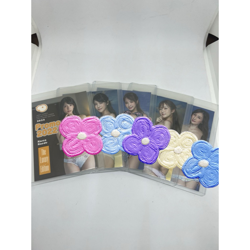 รูปสะสม ศิลปิน Karen Kaede , Aozora , Kana momonagi ,Julia JH luxury edition 2022 Promo (RARE) หายาก