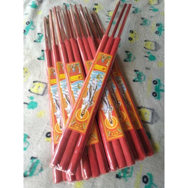 1ชุด10เเพ็ค(30ดอก)ธูปดอกใหญ่สีเเดง ธูปไหว้เจ้าหอมกลิ่นดอกไม้รวม#ตรุษจีน#ไหว้เจ้า