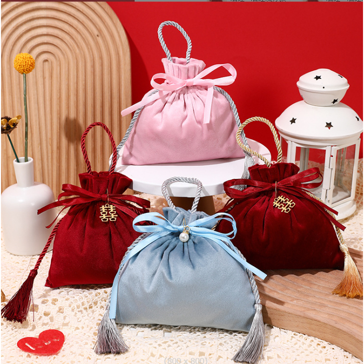 giftpackaging ถุงผ้า ถุงหูรูด ถุงผ้าจีน มีพู่ห้อย เชือกรูด กระเป๋าผ้าหูรูด ใส่เครื่องประดับ ทอง ของที่ระลึก