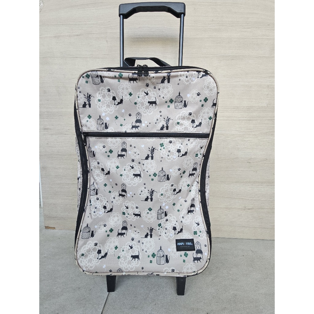 HAPITAS กระเป๋าลาก2ล้อ กระเป๋าลากแบบผ้า 20นิ้ว ลาย Cat room beige