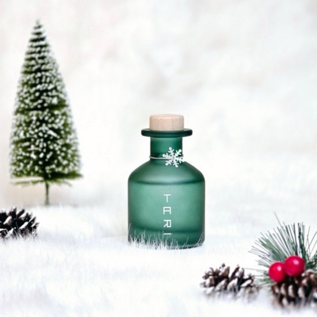 Tari ก้านไม้หอมกระจายกลิ่น (Christmas Collection Reed Perfume Diffuser น้ำหอมบ้าน ก้านไม้หอม)