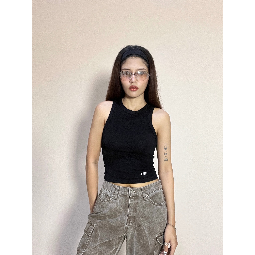 - Fleek Tank Top - เสื้อกล้ามปัก FLEEK