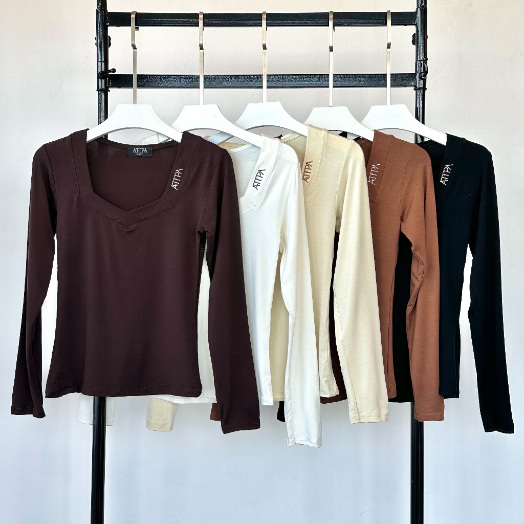 Atipashop - WARSAW LONGSLEEVE TOP เสื้อแขนยาว คอเหลี่ยม ผ้าเรยอน ปักโลโก้