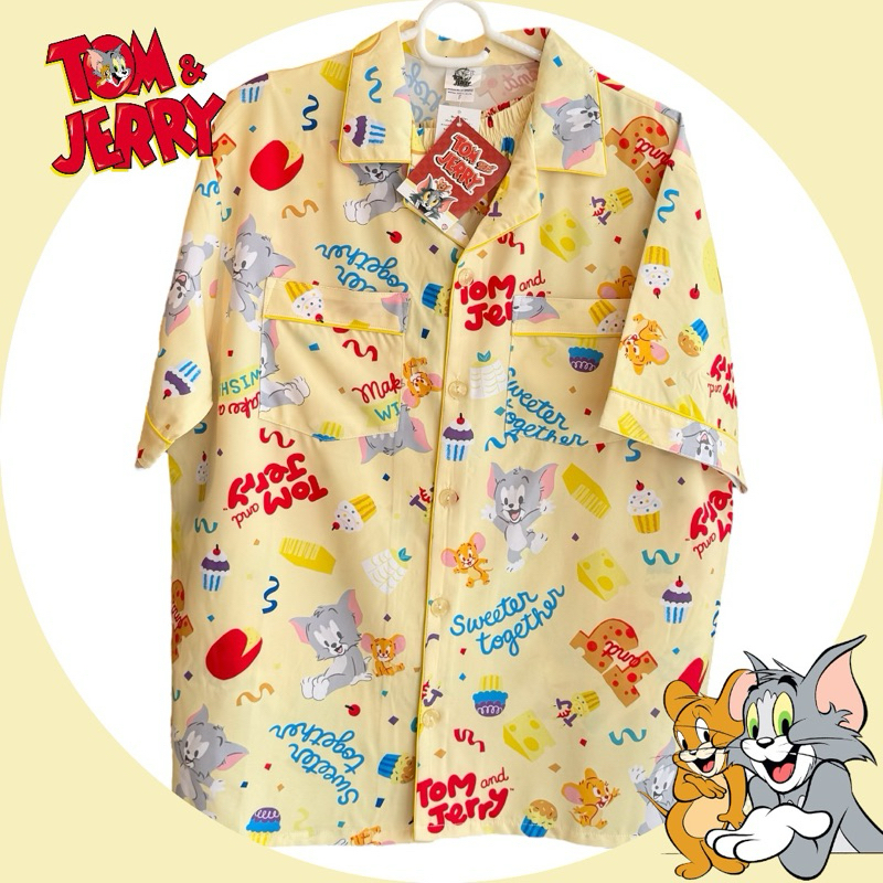new arrival | ชุดนอน Tom&Jerry ทอมแอนด์เจอร์รี่ ขาสั้นมีกระเป๋า 2 ข้าง รอบอก 44” ผ้าไหมอิตาลี่ ลิขสิทธิ์แท้