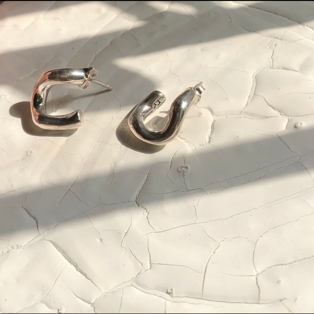 Wriggle earring ต่างหูวิงเกิ้ล handmade by minormood เงินแท้ 925