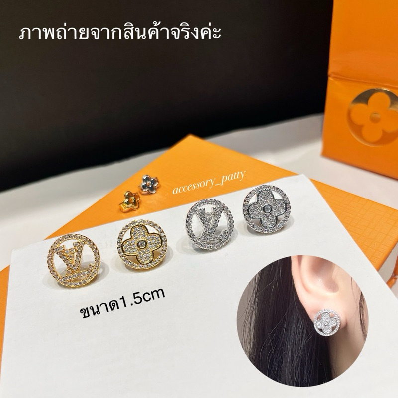 ✨ต่างหูก้านเงิน รุ่นL-v24 งานฝังเพชรCzงานสวยเล่นแสงระยิบระยับ มี2สีค่ะ ขนาด1.5cmค่ะ งานสวยเป๊ะสุดค่ะ✨