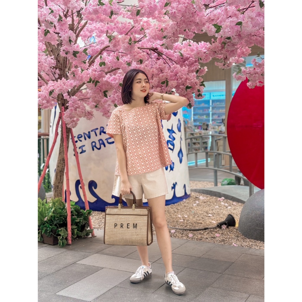 🕊️🌸 #328 เสื้อบลอสซั่ม ปักลายฉลุทั้งตัว แขนสั้น ผูกโบว์หลัง #328🕊️🌸