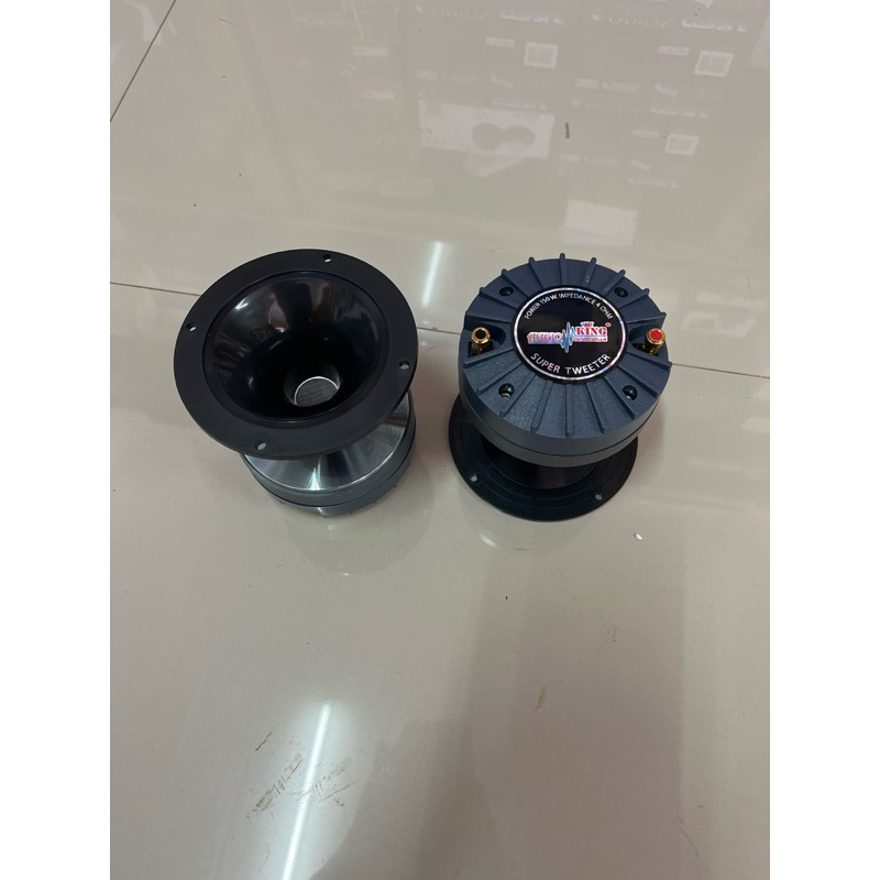 ราคาคู่ละ 1295บาท ยี่ห้อ AUDIOKING ปากแตร5นิ้วพร้อมยูนิตแหลมวอย55