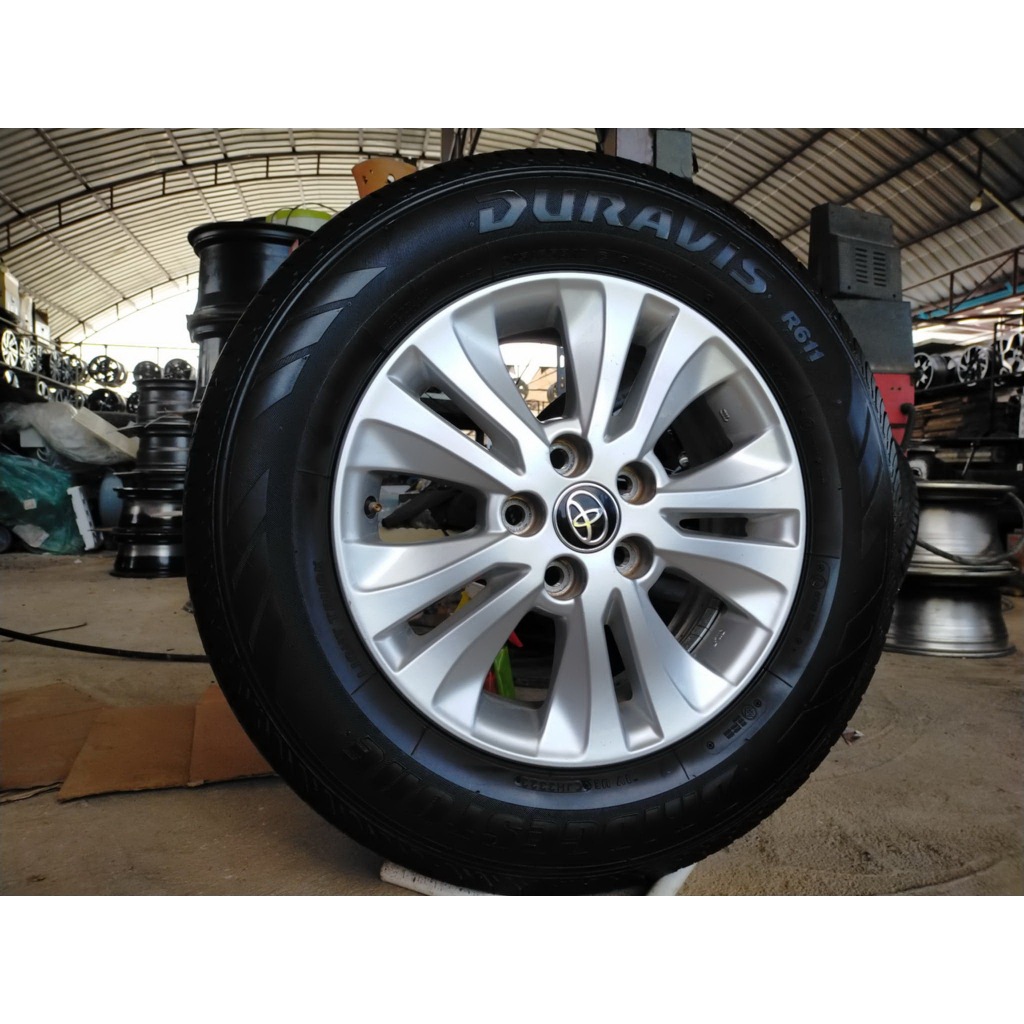 แม็กโตโยต้าสีเดิม ขอบ16 พร้อมยางบริสโตน 215 65 16 ปี23 ใส่รีโว่ วีโก้ ยางสวยทุกเส้น ถ่ายจากภาพจริงทุ