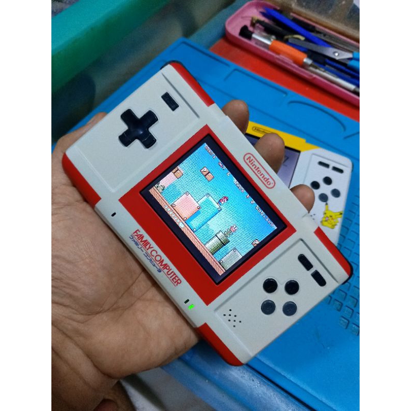 NINTENDO GAMEBOY MACRO XL