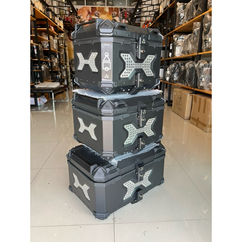 🔥พร้อมส่ง🔥 กล่องท้ายF2MOTO 3X 45L-55L-65L กล่องท้ายมอเตอร์ไซค์ กล่องหลังมอเตอร์ไซค์ พร้อมของแถมอินเน
