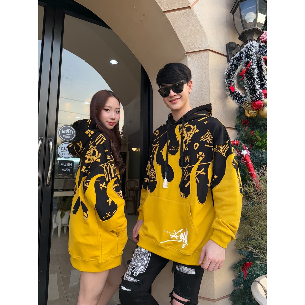 XOM507-2 ไฟเหลือง เสื้อฮู้ดดี้ เสื้อฮู้ดลายไฟ งานเย็บขึ้นแบบด้วยมือ